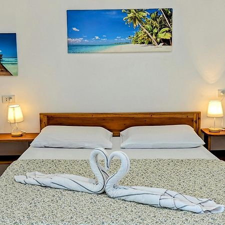 Astillo'S Guest Houses Moalboal Εξωτερικό φωτογραφία