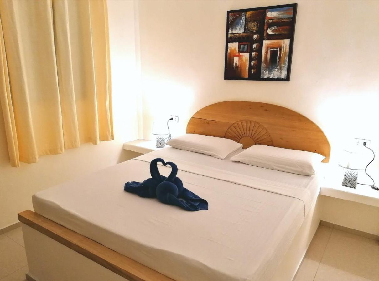 Astillo'S Guest Houses Moalboal Δωμάτιο φωτογραφία