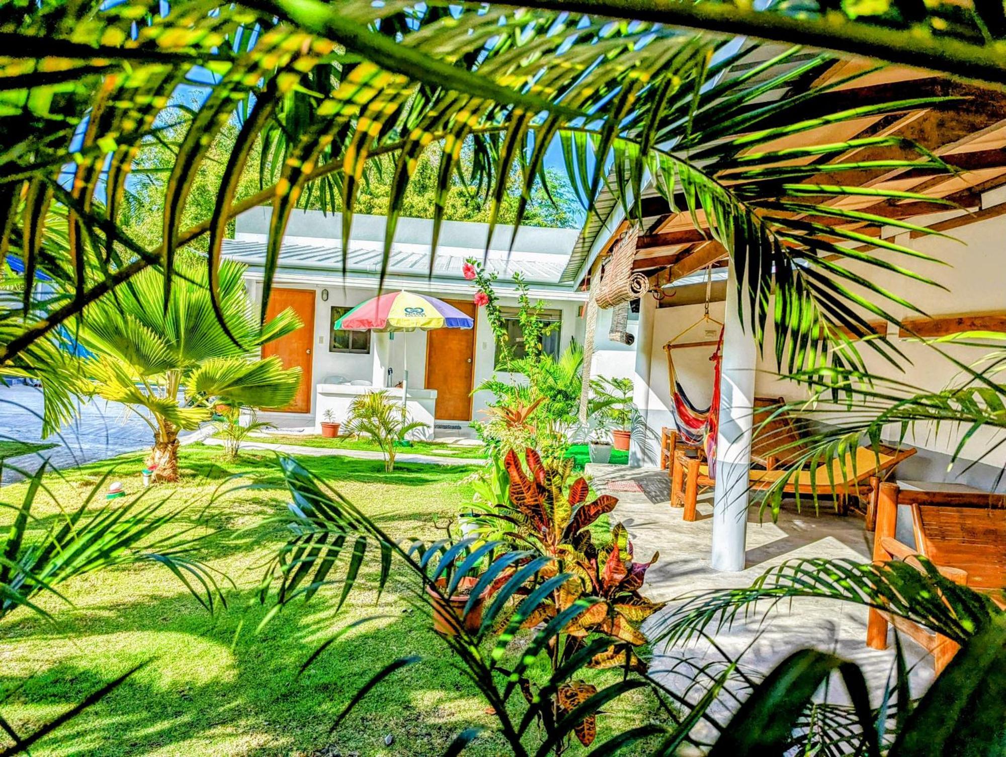 Astillo'S Guest Houses Moalboal Εξωτερικό φωτογραφία