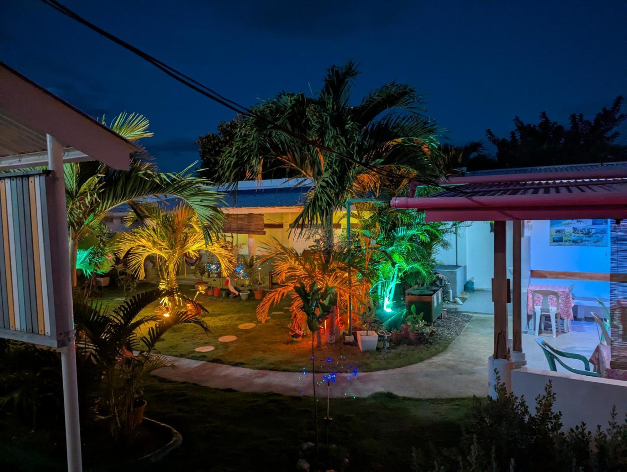Astillo'S Guest Houses Moalboal Δωμάτιο φωτογραφία